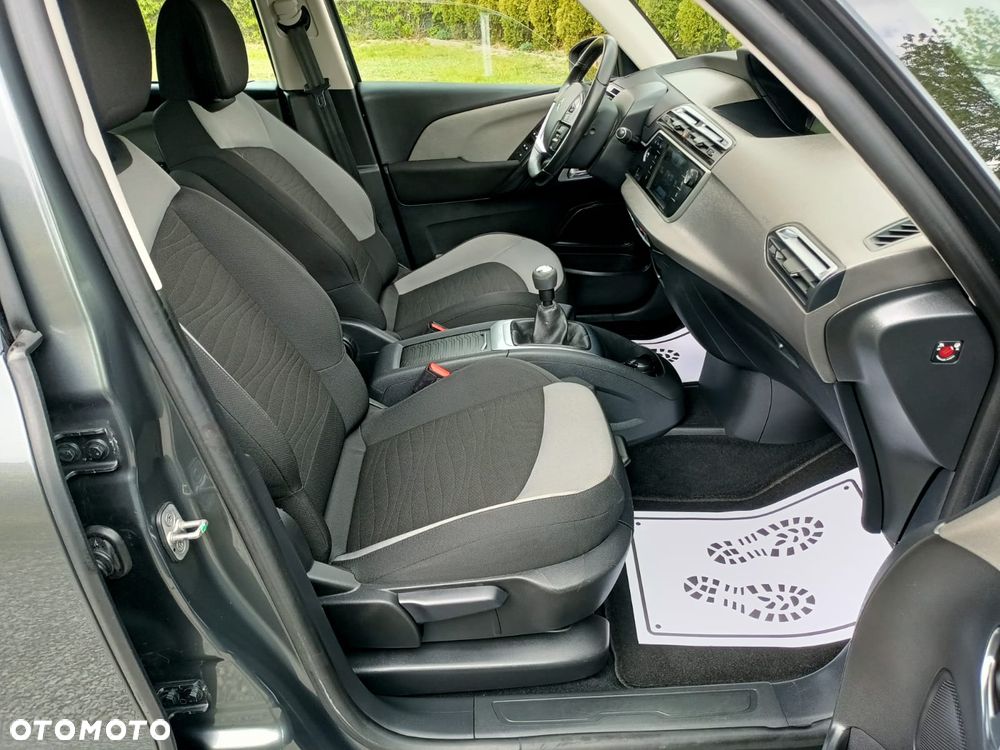 Citroën C4 Picasso 1.6 e-HDi Exclusive - 23