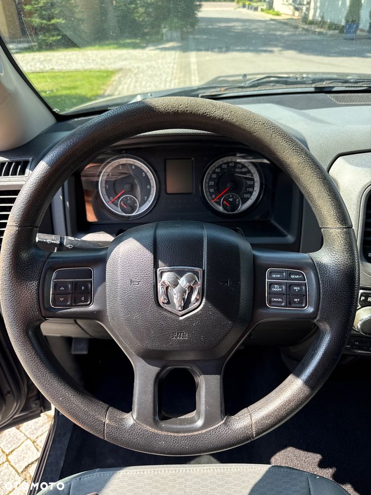 Dodge RAM - 28