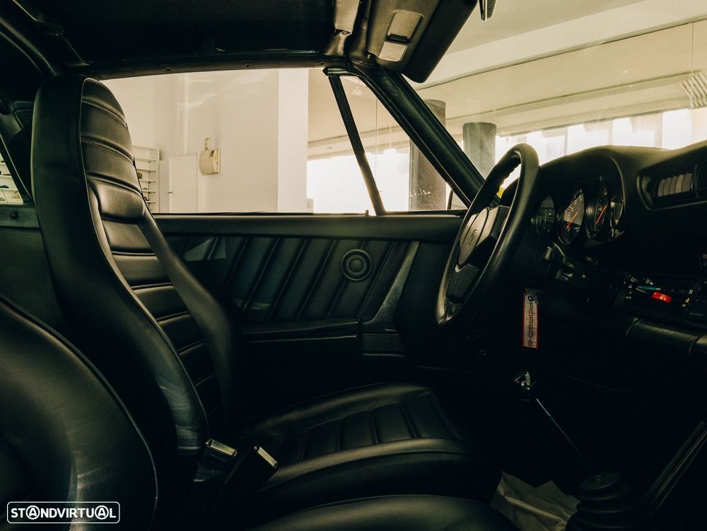 Porsche 911 Série G 3.0 Carrera Targa - 27