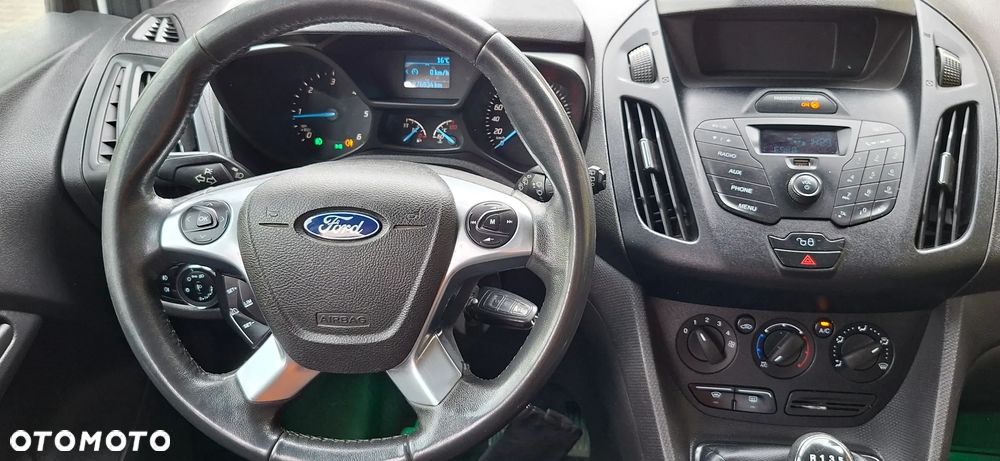 Ford Tourneo Connect Grand - 9