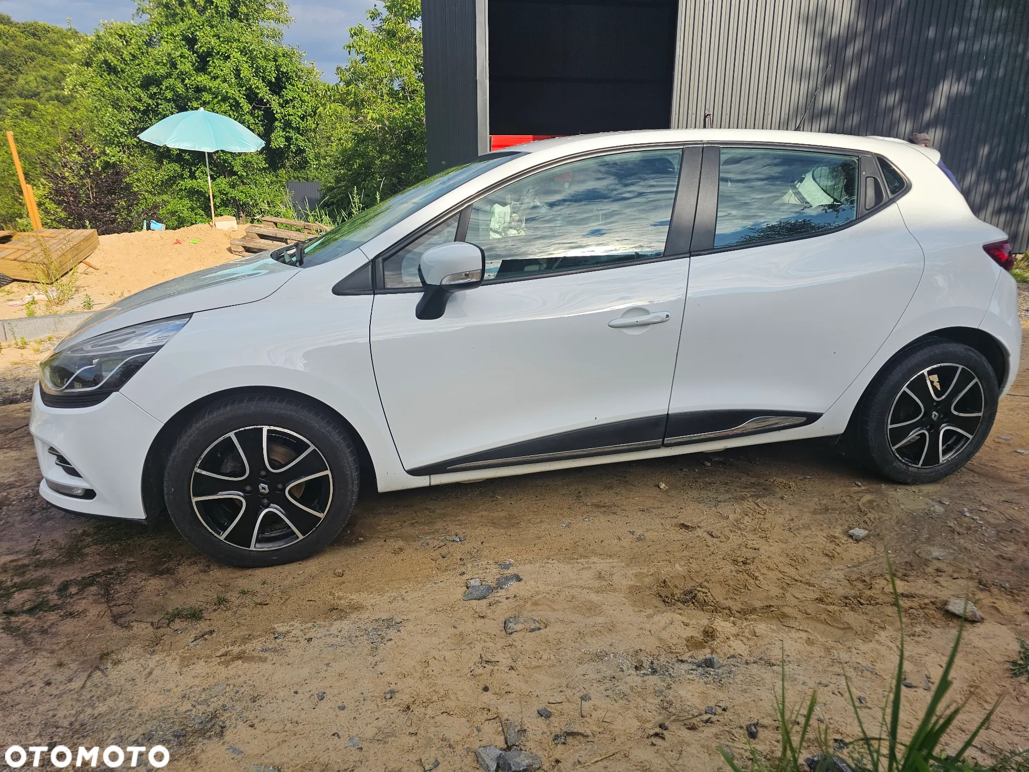 Renault Clio - 2