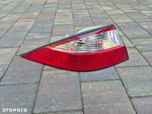 LAMPA LEWY TYL JAGUAR XK X150