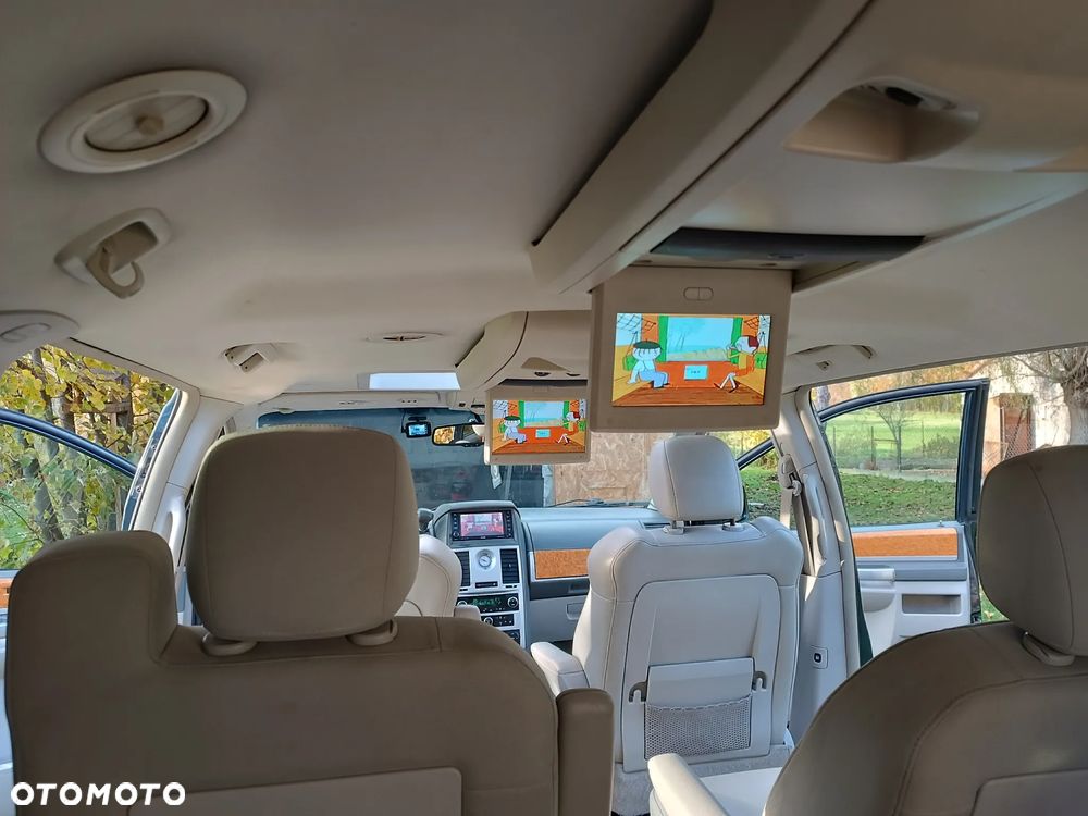 Chrysler Town & Country 4.0 Limited - 26