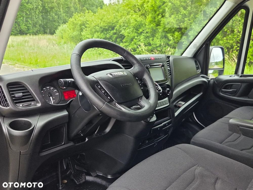 Iveco 35C17 - 32