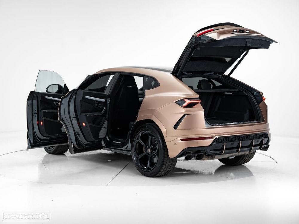 Lamborghini Urus - 6