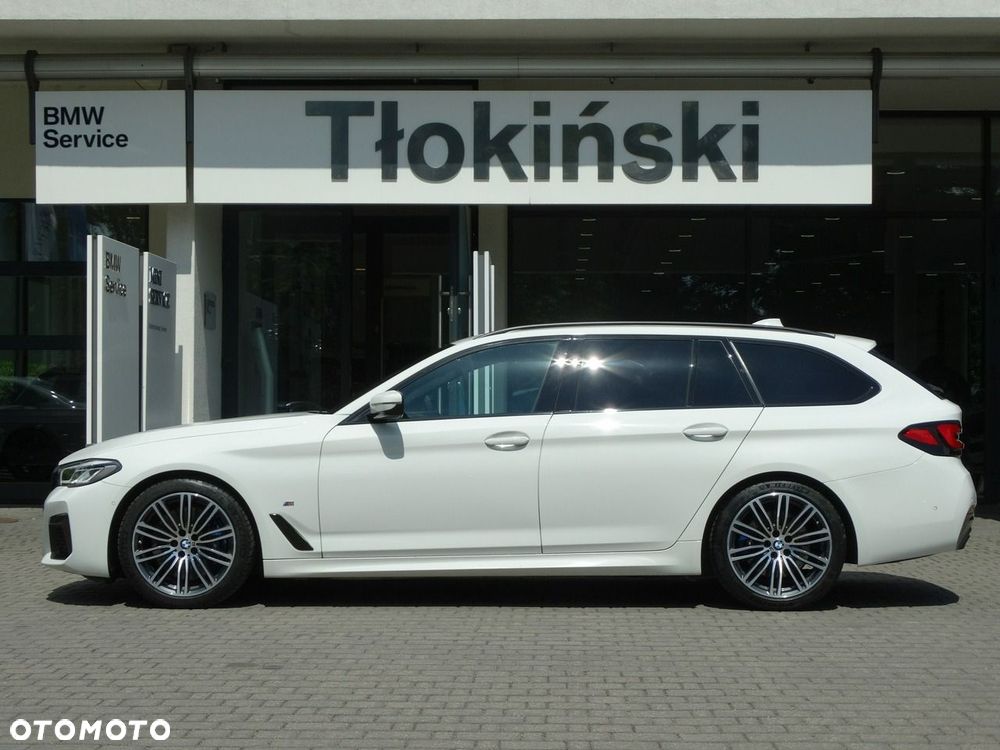 BMW Seria 5 540d xDrive mHEV M Sport sport - 2