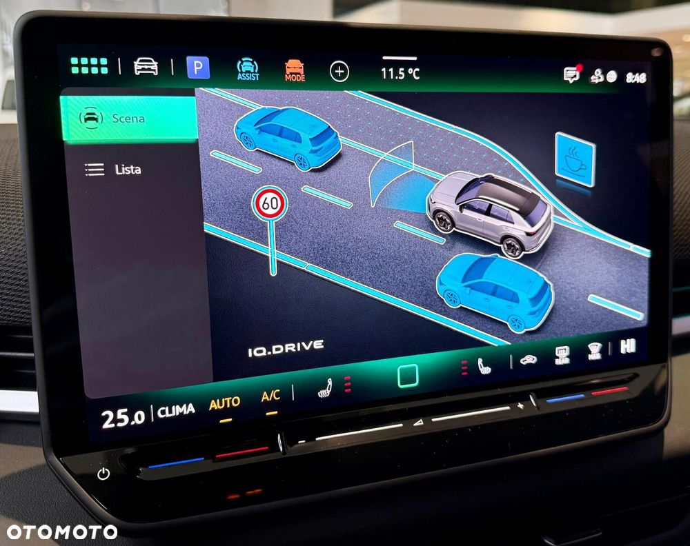 Volkswagen T-Roc - 16