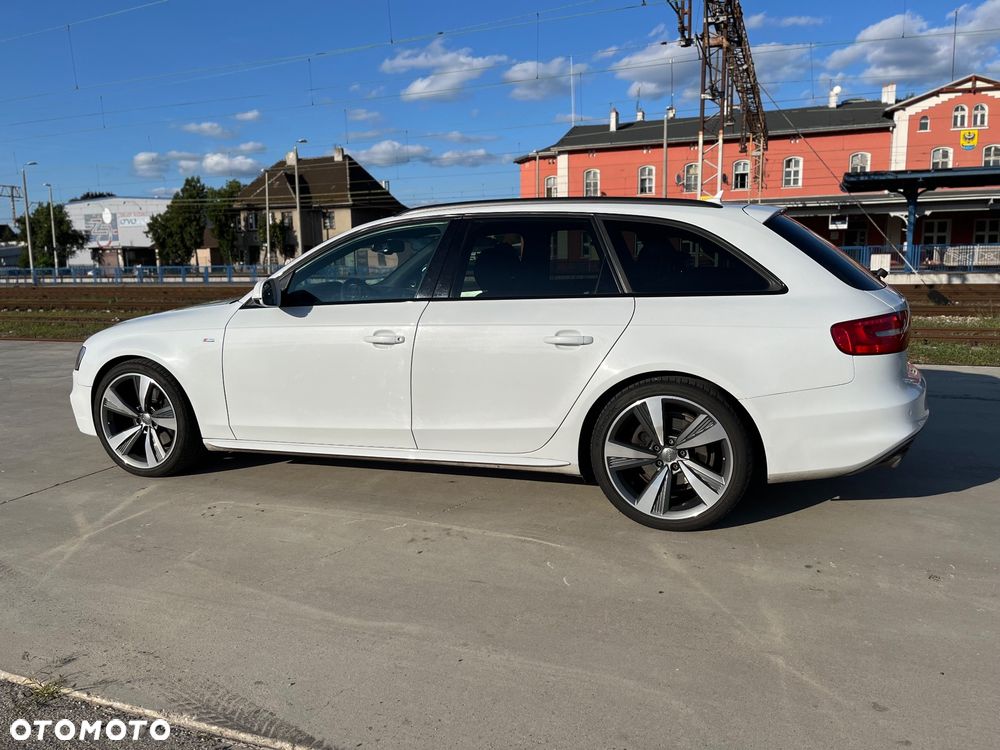 Audi A4 Avant - 10