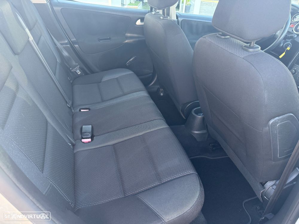Peugeot 207 SW 1.4 Premium - 19