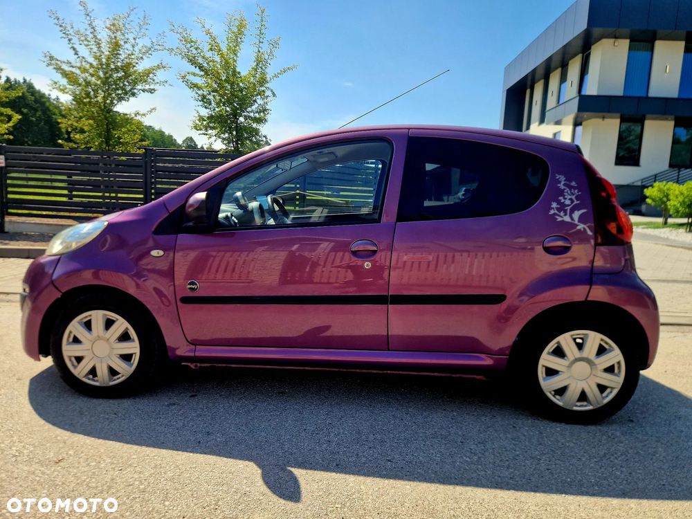 Peugeot 107 (70) 68 envy - 37