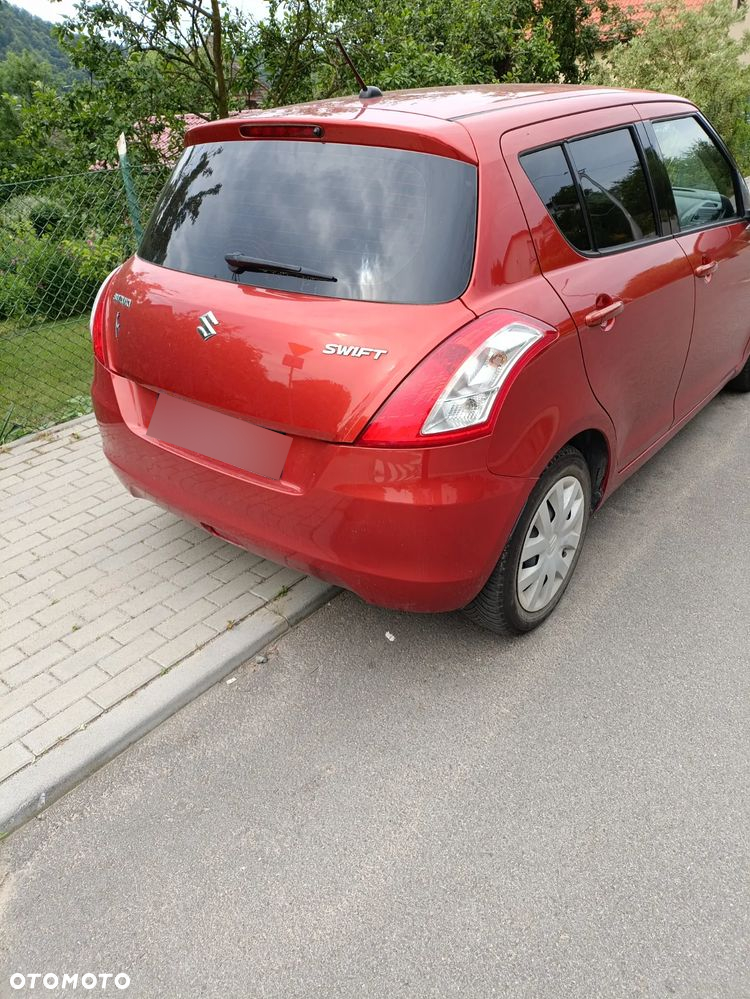 Suzuki Swift - 5