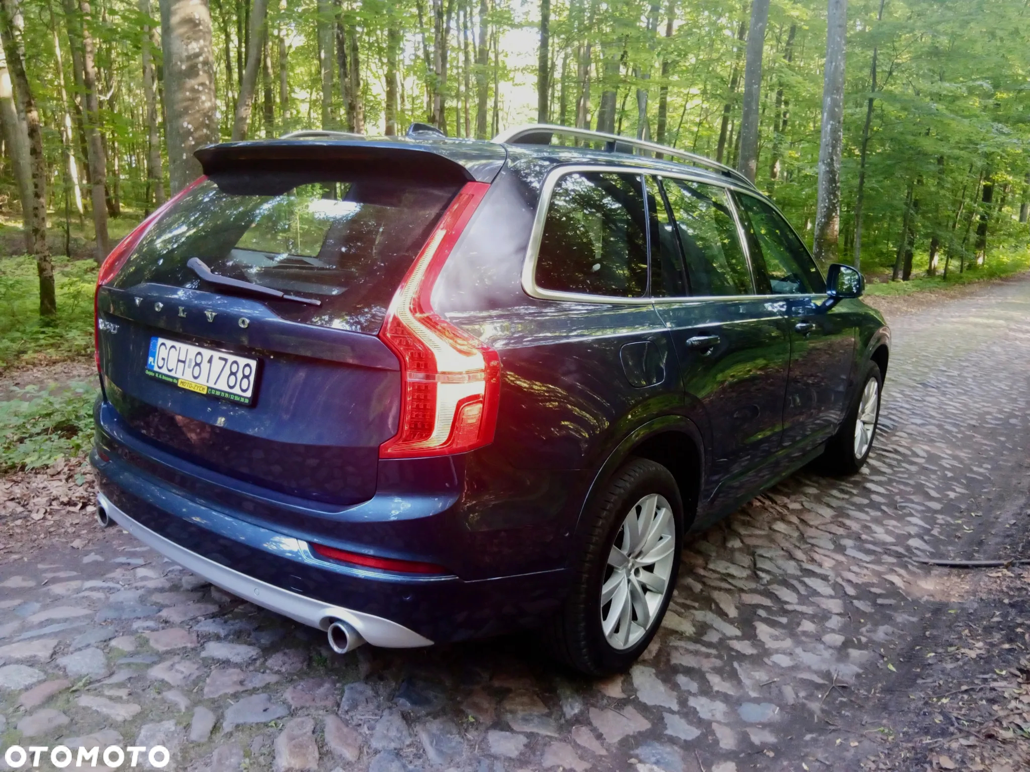 Volvo XC 90 D4 FWD Momentum - 4