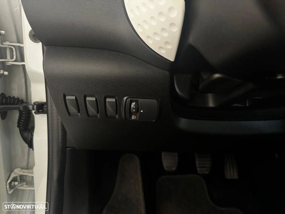 Renault Twingo SCe 70 S&S Intens - 24