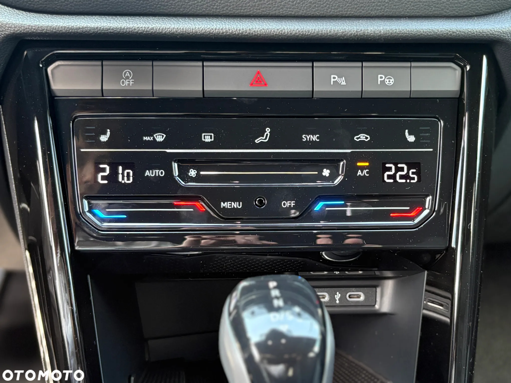 Volkswagen T-Roc 1.5 TSI R-Line Plus DSG - 21