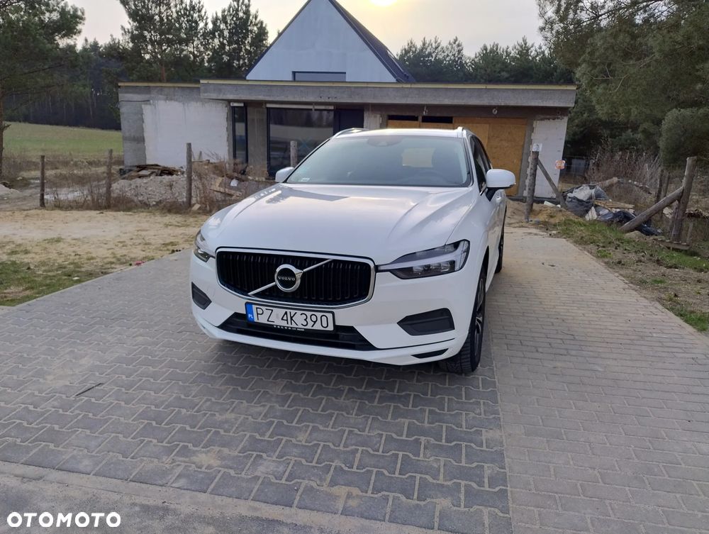 Volvo XC 60 T4 Momentum - 12