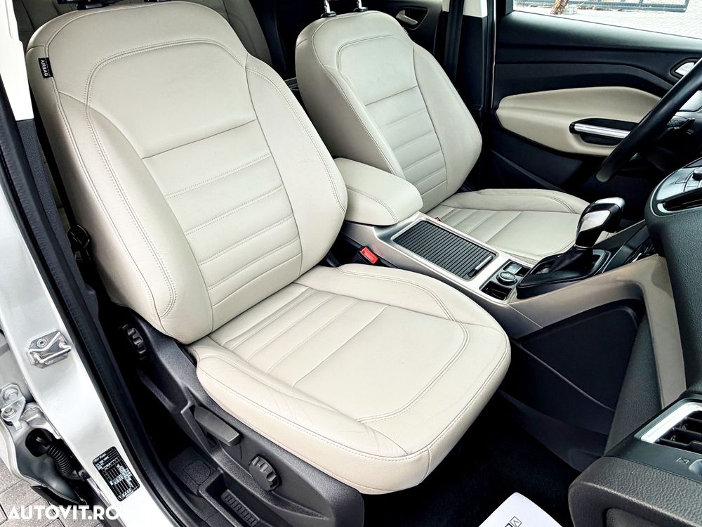 Ford Kuga - 22