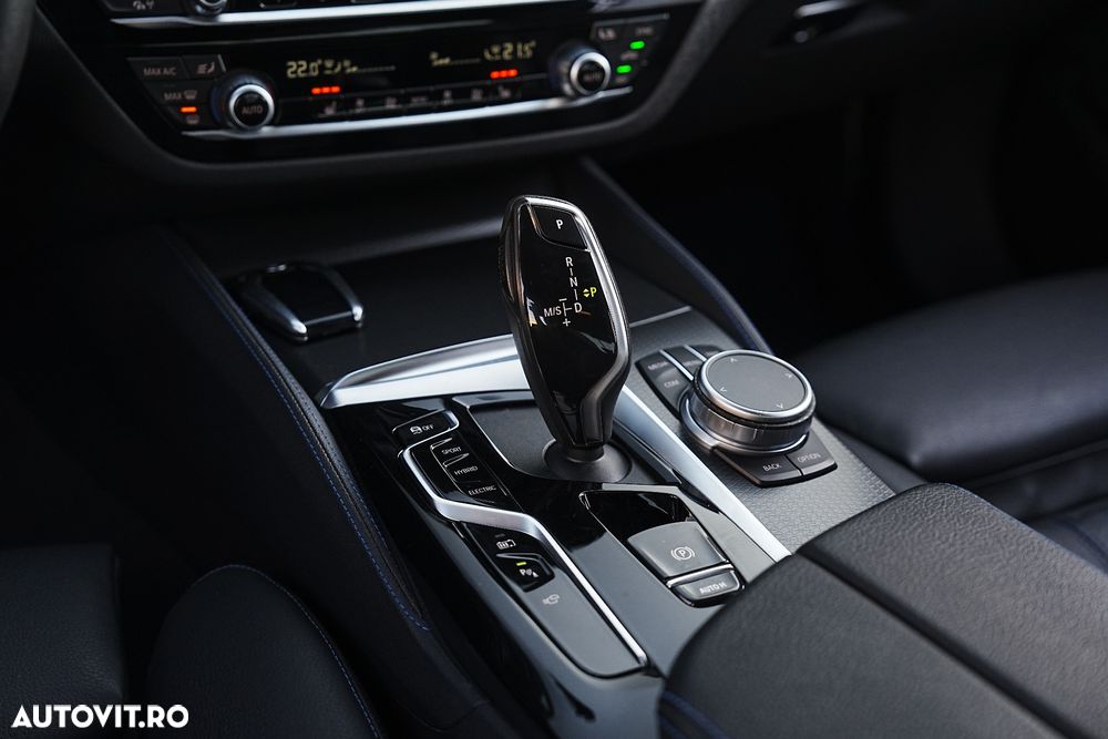 BMW Seria 5 530e Aut. M Sport Edition - 13