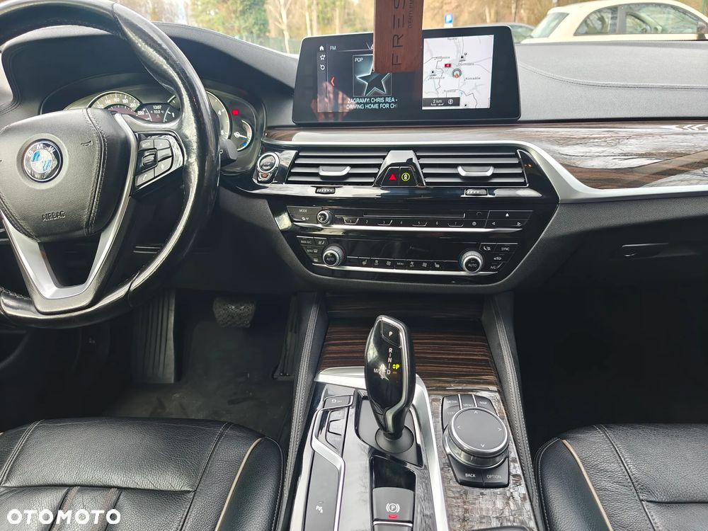 BMW Seria 5 520d xDrive Luxury Line - 5