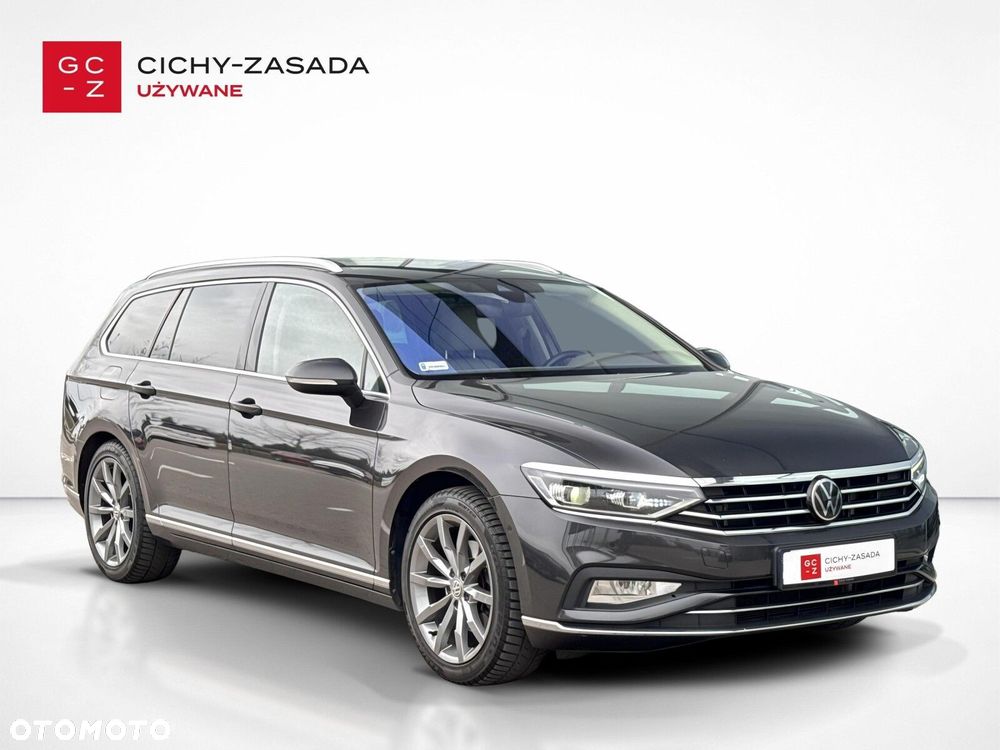 Volkswagen Passat Variant 1.5 TSI EVO Elegance DSG - 3
