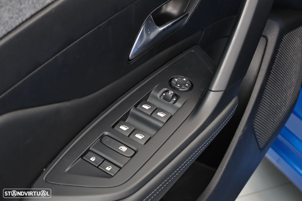 Peugeot 308 1.2 PureTech Allure Pack - 23