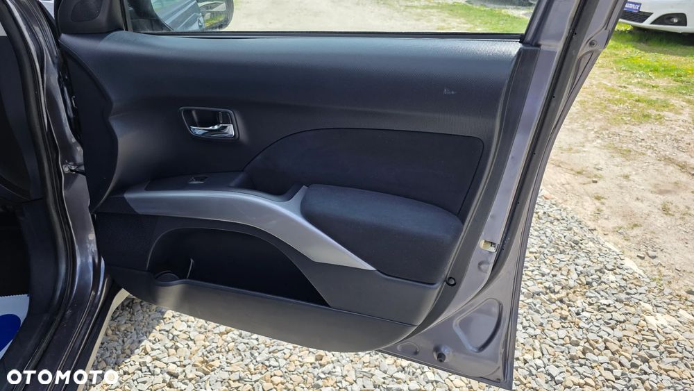 Mitsubishi Outlander 2.0 DI-D 4WD Inform - 21