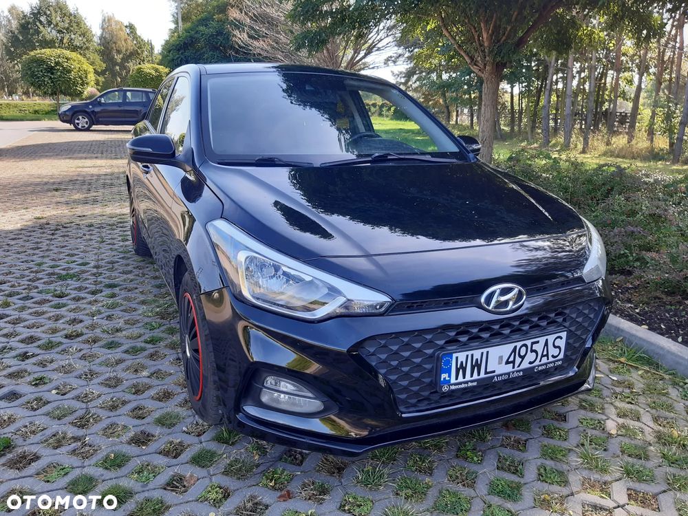 Hyundai i20 blue 1.2 Advantage+ - 11