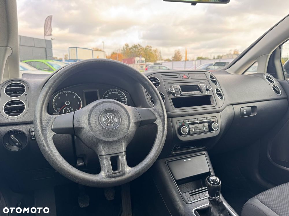 Volkswagen Golf Plus - 15
