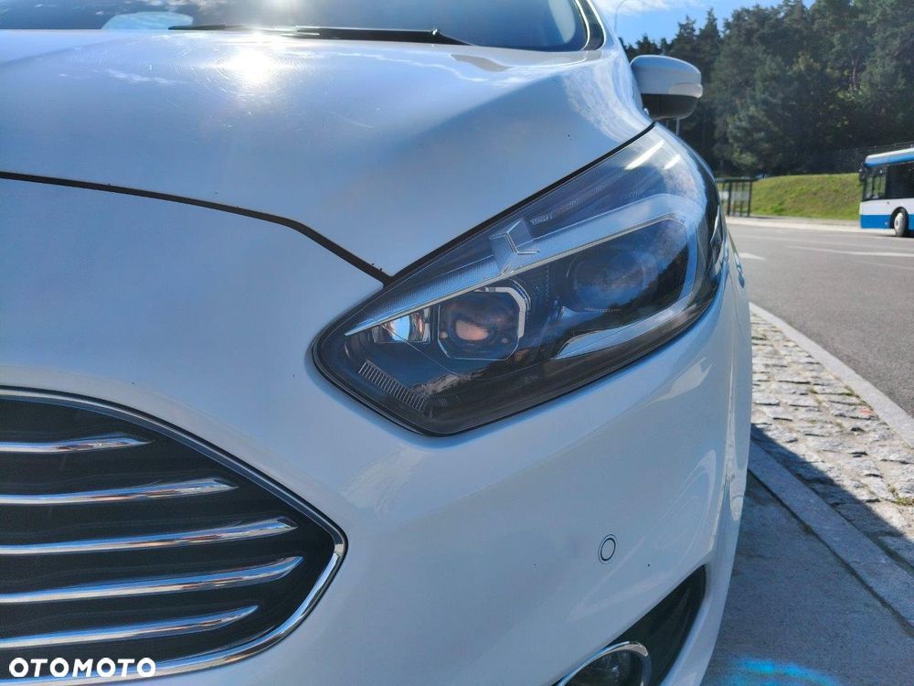 Ford S-Max 2.0 EcoBlue Titanium - 29