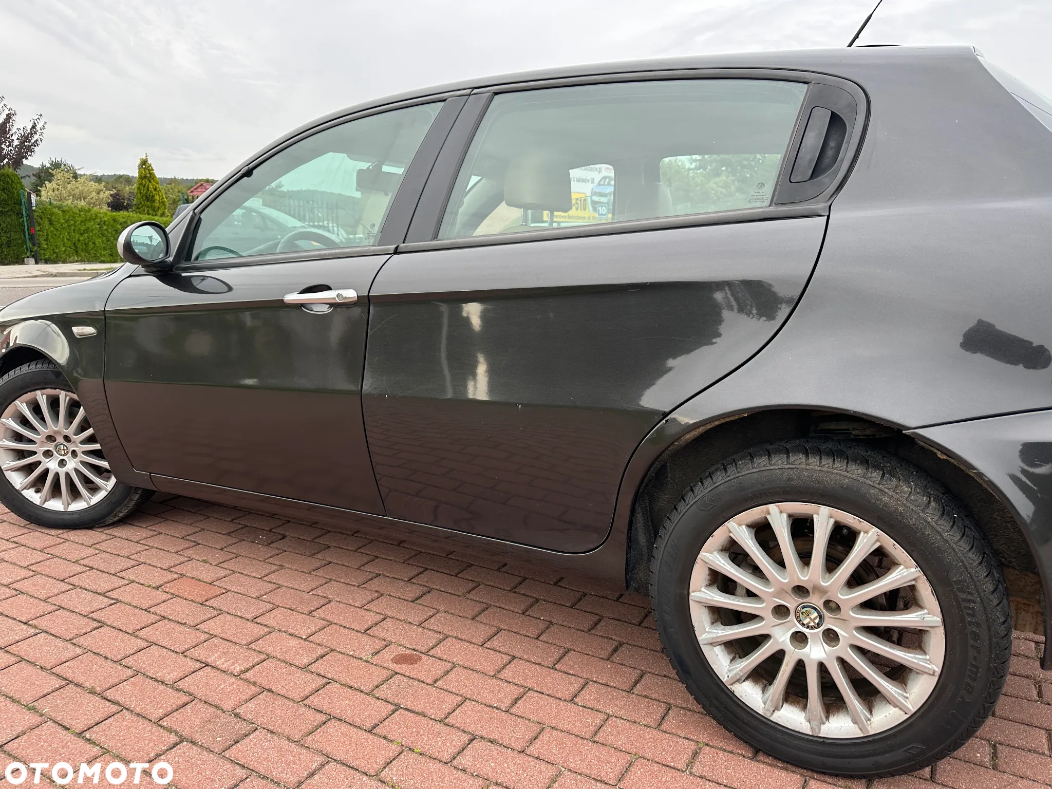 Alfa Romeo 147 1.9 JTD 16V Distinctive - 13