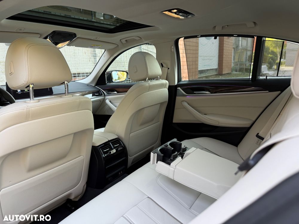 BMW Seria 5 530e Aut. Luxury Line - 18