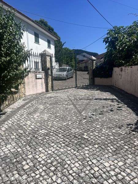 Habitação tipologia T5 - Grande imagem: 3/12