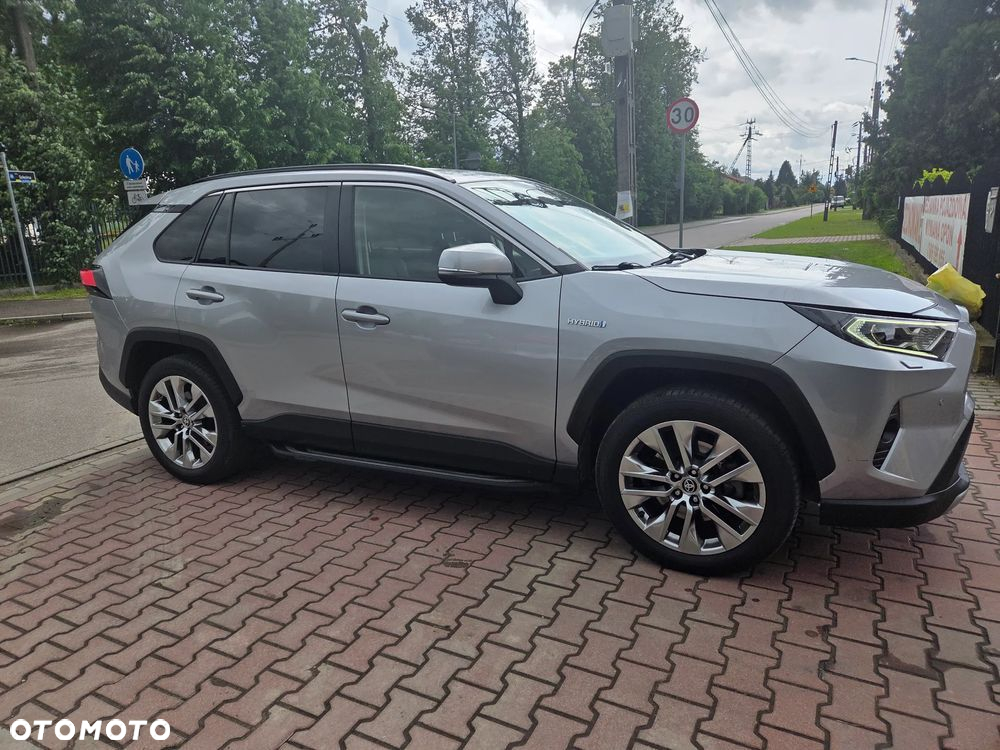 Toyota RAV4 - 5