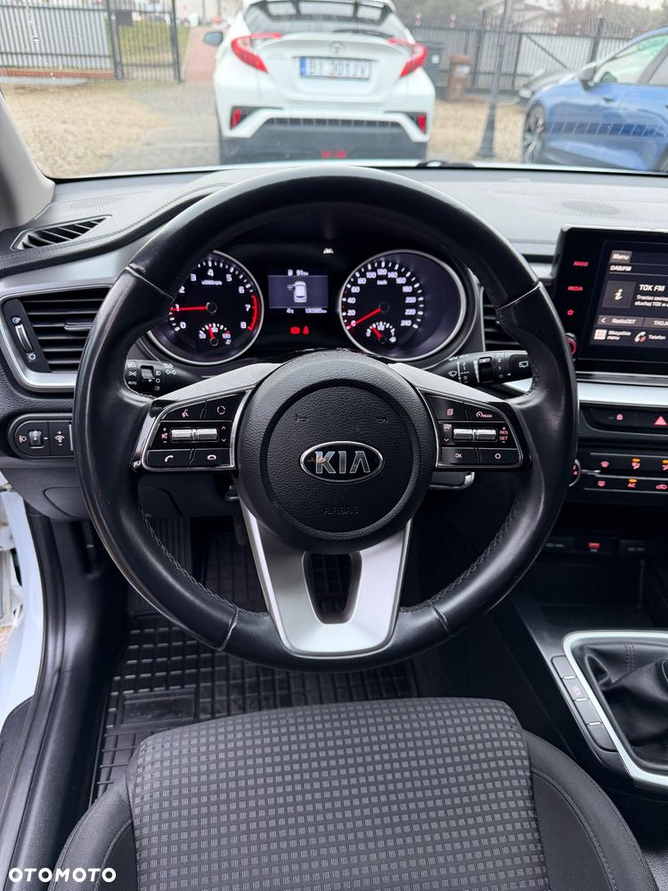 Kia Ceed 1.0 T-GDI L - 10