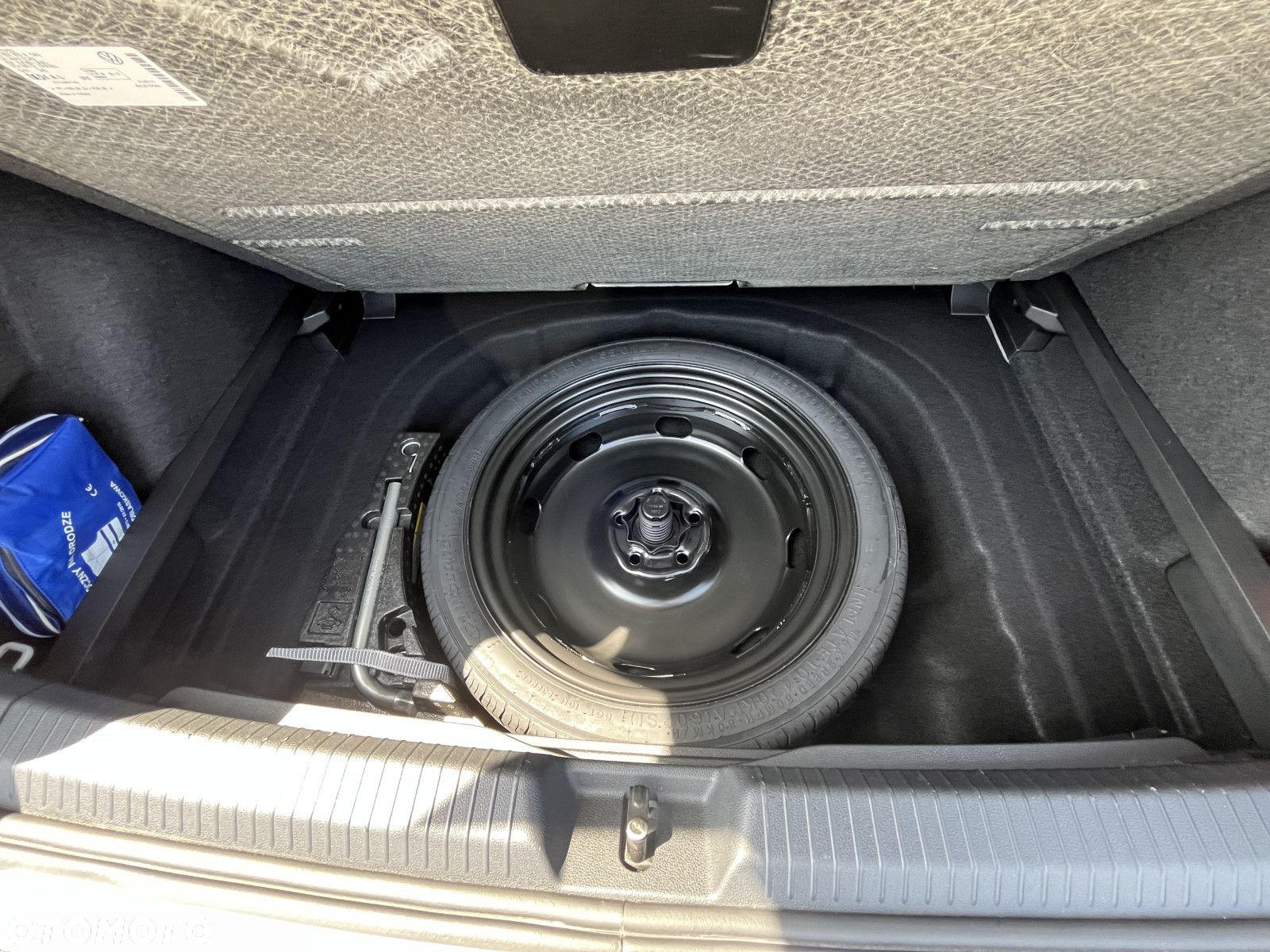 Volkswagen Golf - 20