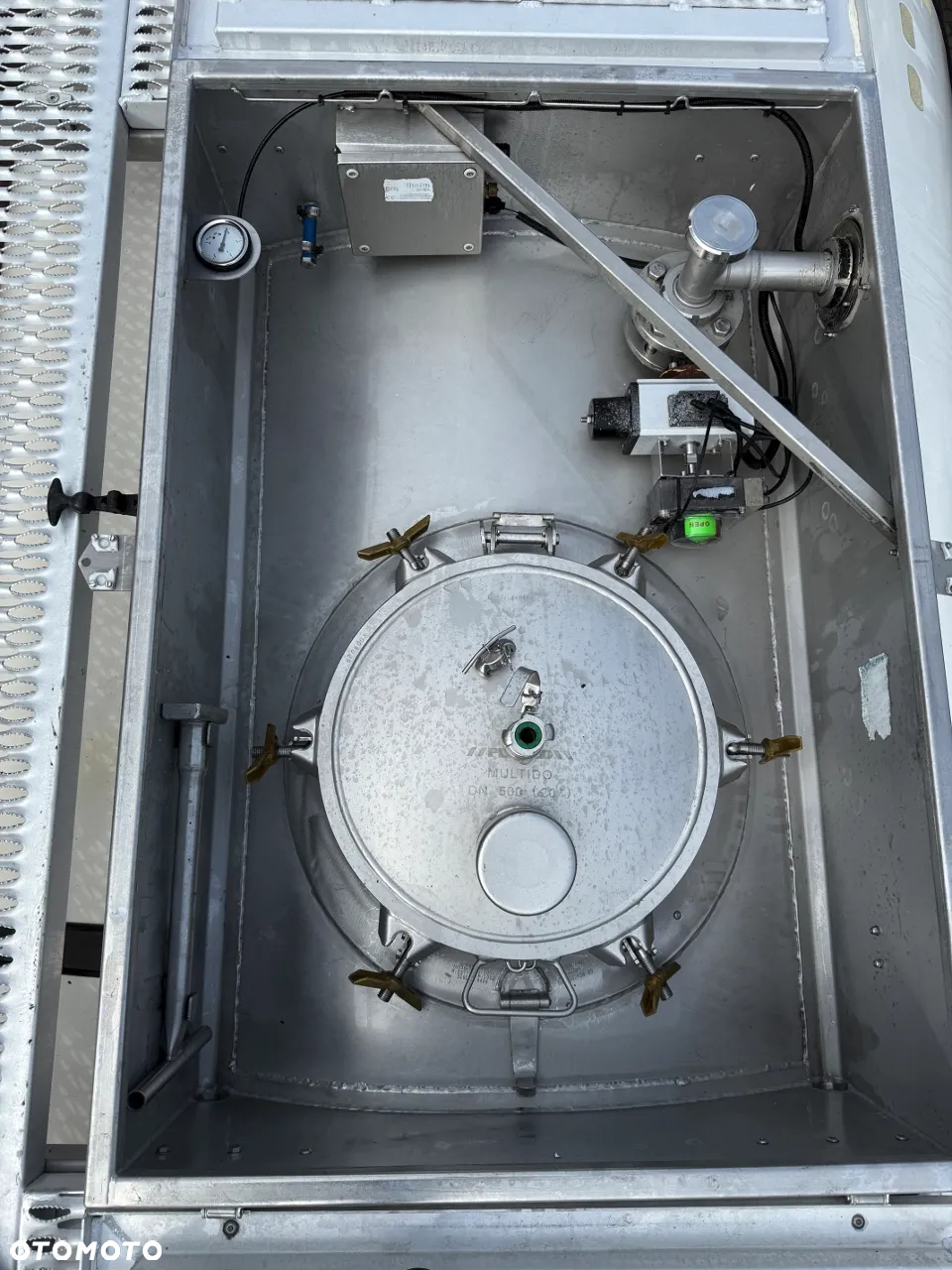 Schrader 2 BAR, ogrzewanie, waga 6200kg, - 29