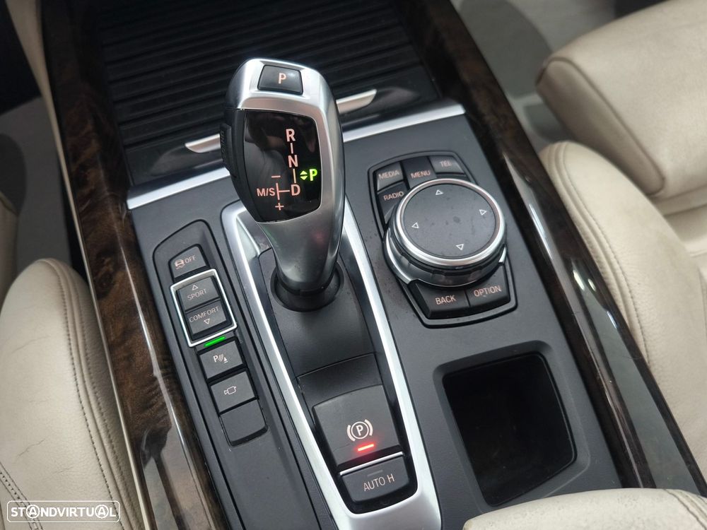 BMW X5 25 d sDrive Comfort 7L - 18