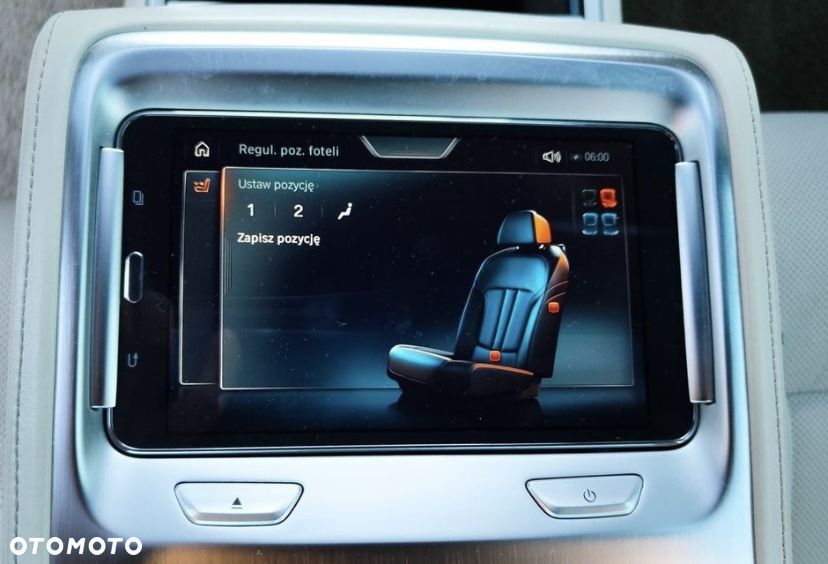BMW Seria 7 750Li xDrive - 11