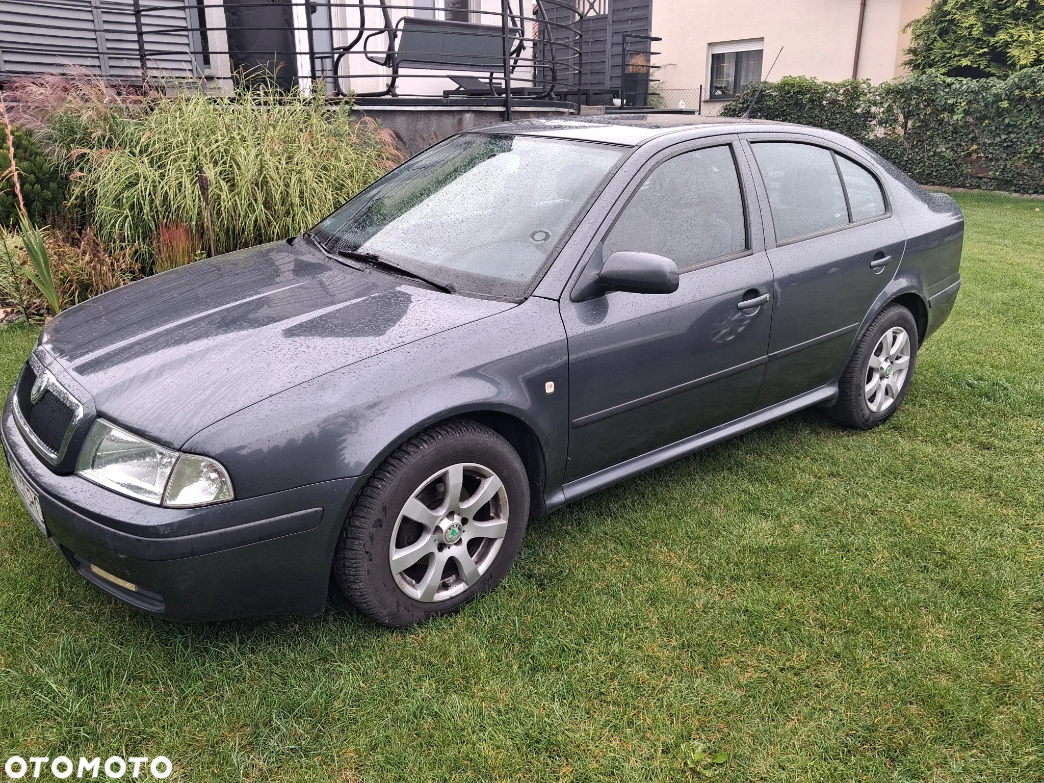 Skoda Octavia 1.6 Tour - 9