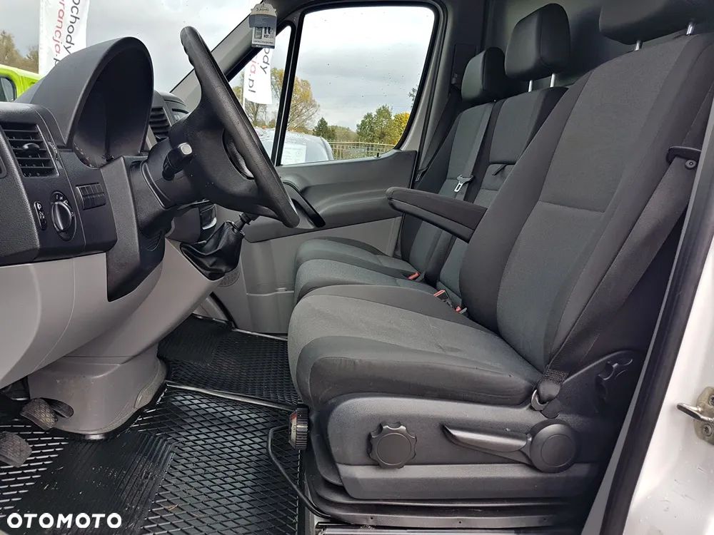 Volkswagen CRAFTER - 16