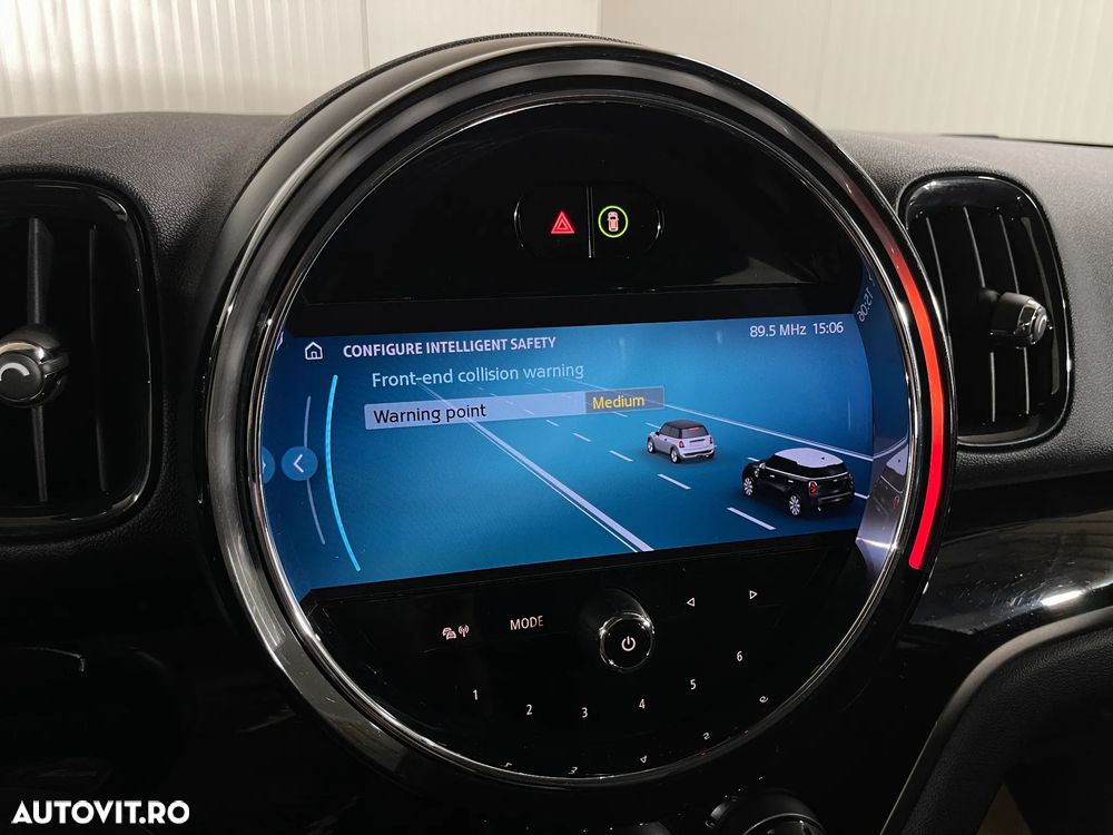 Mini Countryman Cooper SE ALL4 AT - 18