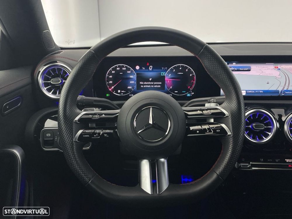 Mercedes-Benz CLA 200 Standard - 14