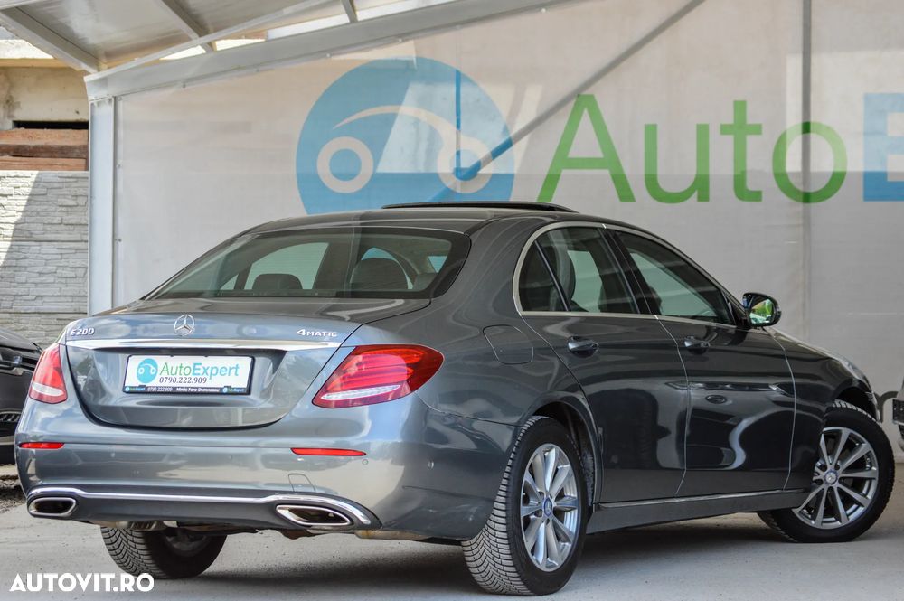 Mercedes-Benz E 200 4MATIC 9G-TRONIC Avantgarde - 17