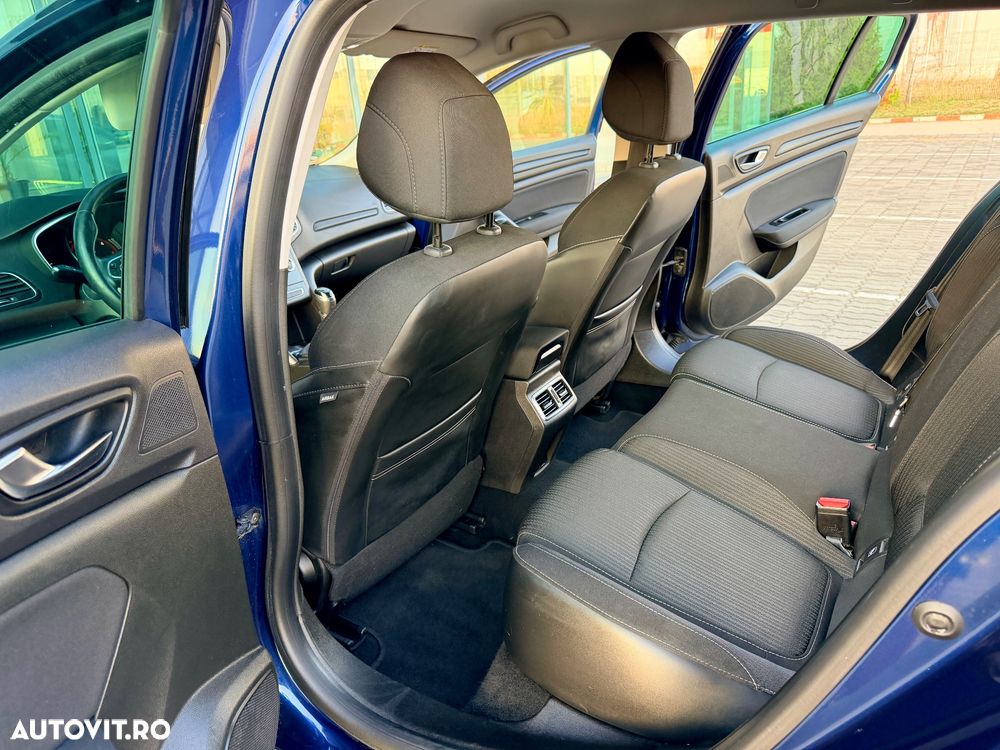 Renault Megane - 8