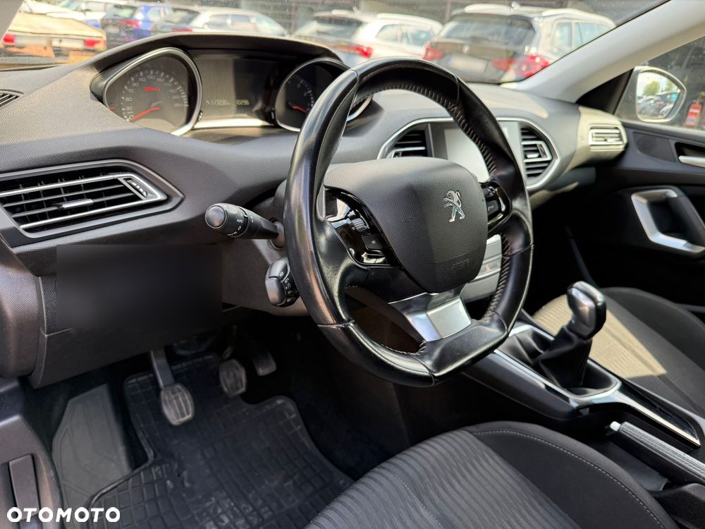 Peugeot 308 - 14