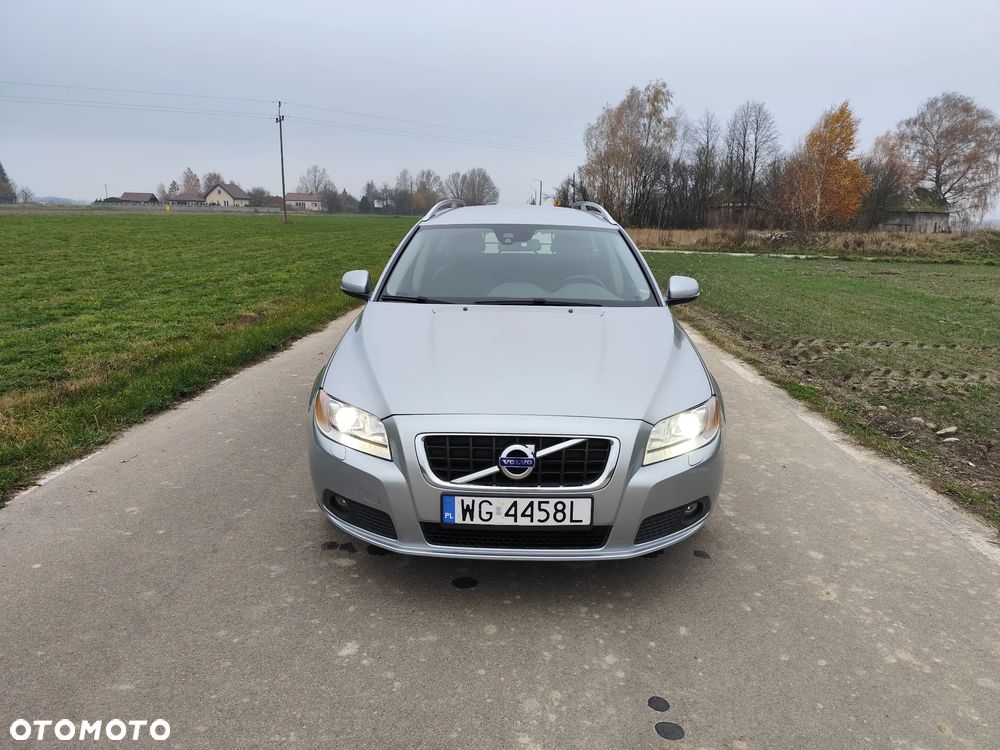 Volvo V70 D3 Summum - 3