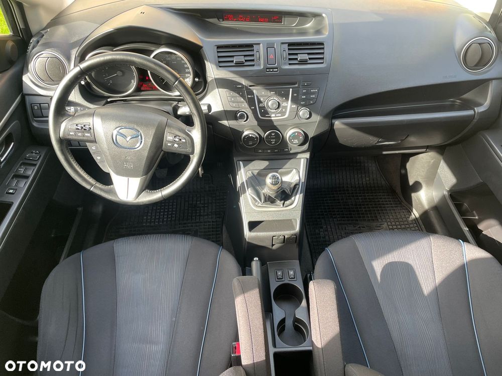 Mazda 5 - 3