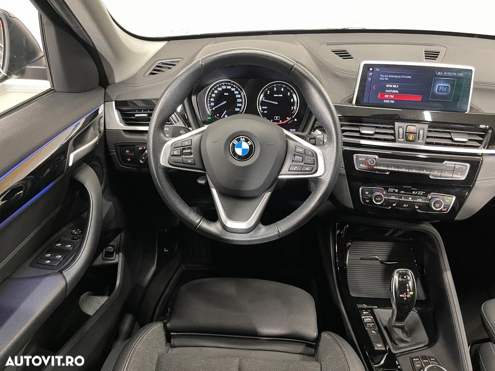 BMW X1 xDrive20i AT - 7