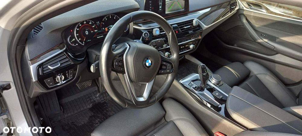 BMW Seria 5 530i Luxury Line - 6