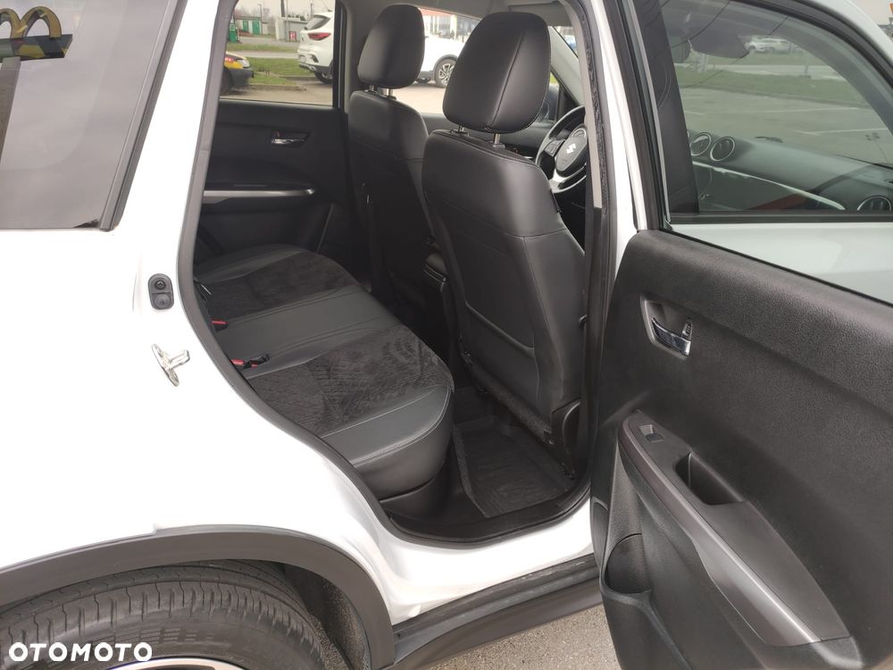 Suzuki Vitara 1.4 Boosterjet Elegance 2WD - 16