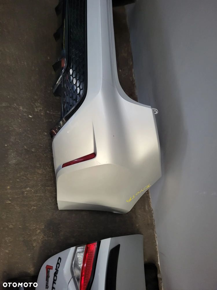 Toyota corolla e21 SE zderzak tył - 7